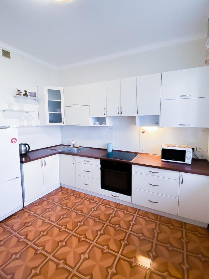 Rent Kiev Apartment 2 min metro Chernihivska Exterior foto